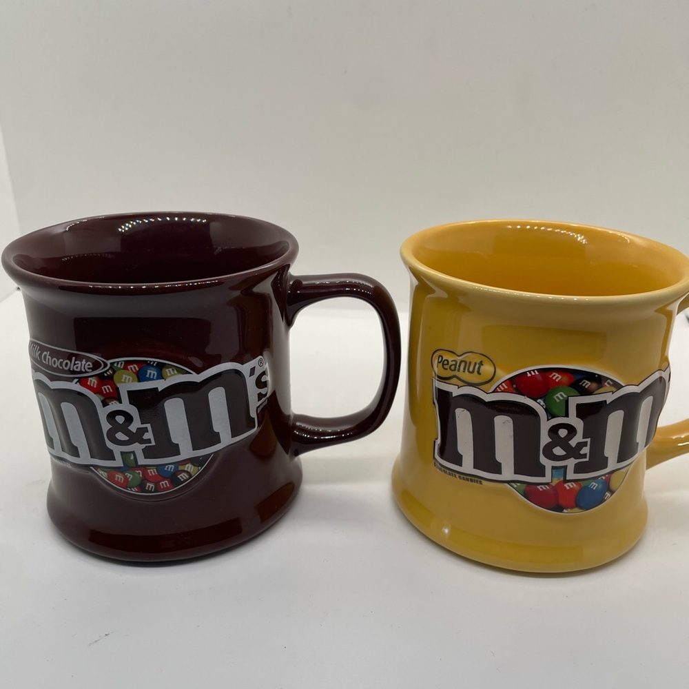 M&M'S Brown and Yellow Mug Duo